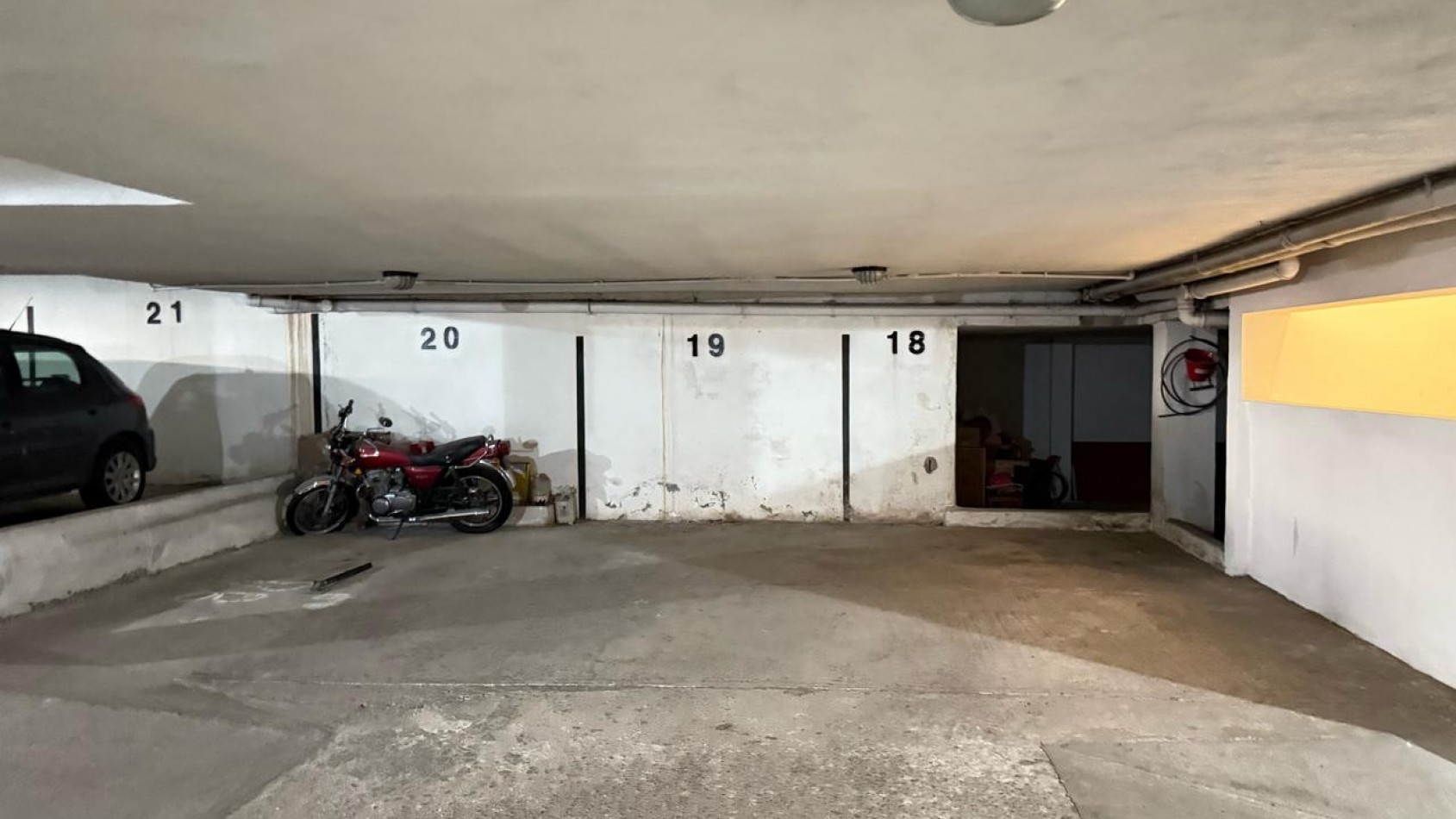Excelente dpto de 2 dormitorios, 2 baños y balcon con asador.