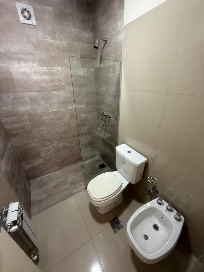 Depto 2 dorm, 2 baños, balcon y cochera