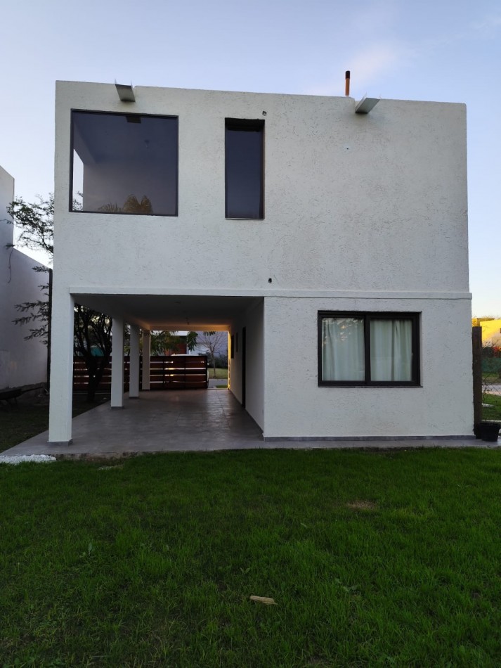 Casa esquina, 2 dormitorios
