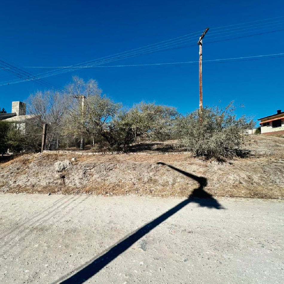 Amplio lote en San Antonio de Arredondo