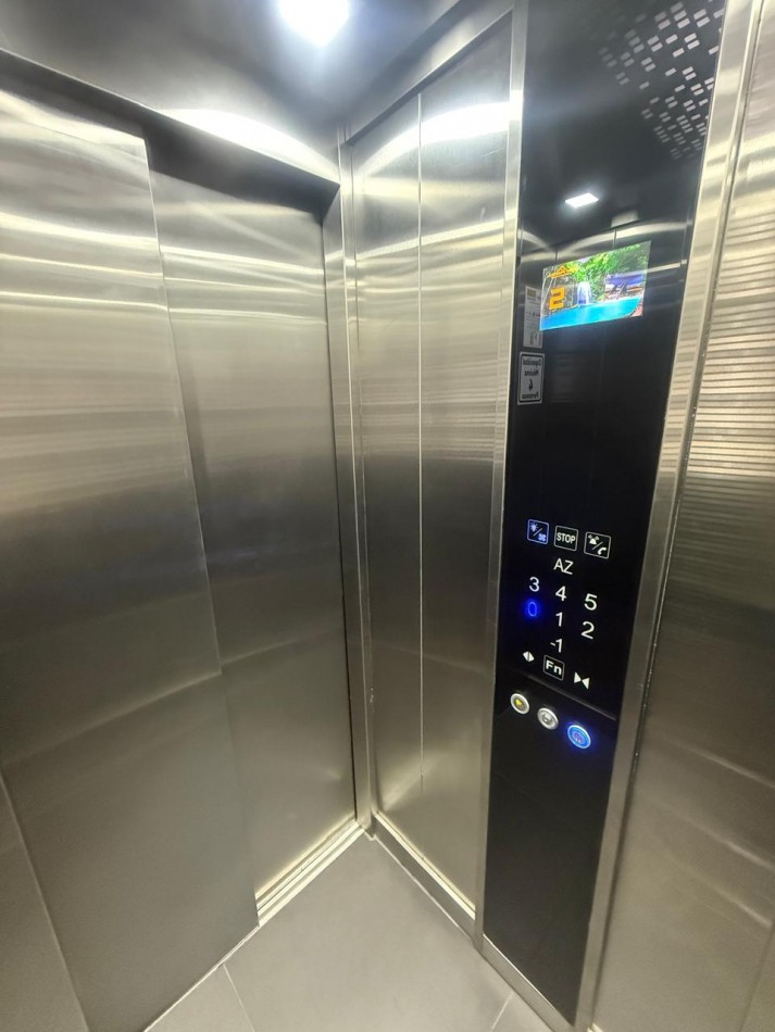 Amplio y moderno dpto centrico. Excelente ubicacion.