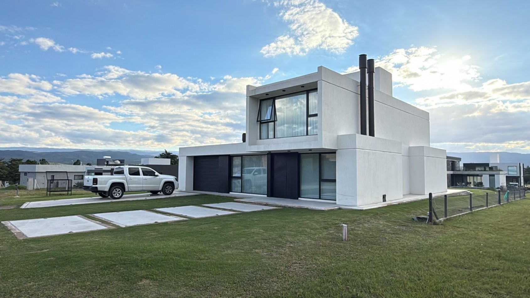 Moderna casa, 3 dormitorios, Carlos Paz Golf