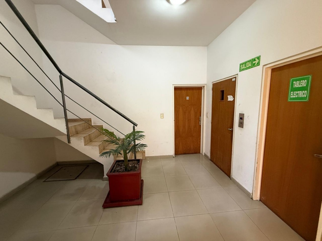 Departamento centrico, amoblado.