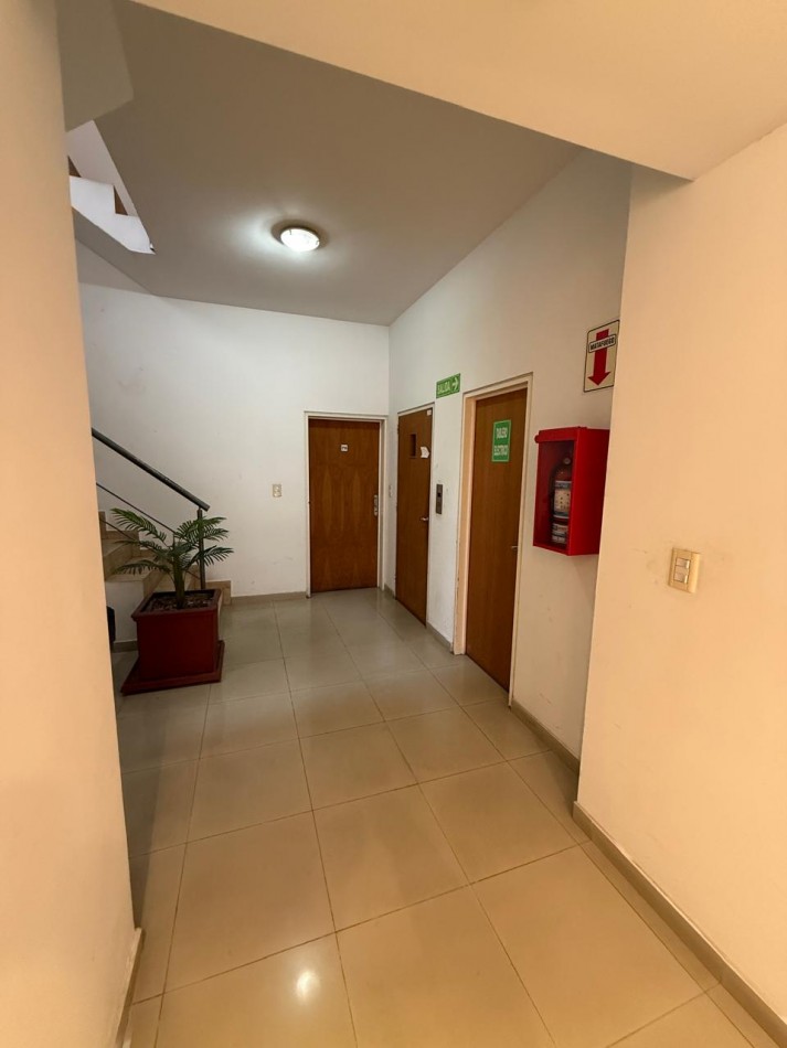 Departamento centrico, amoblado.