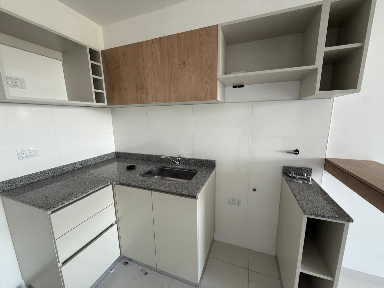 Departamento de 2 dormitorios, con vista al lago