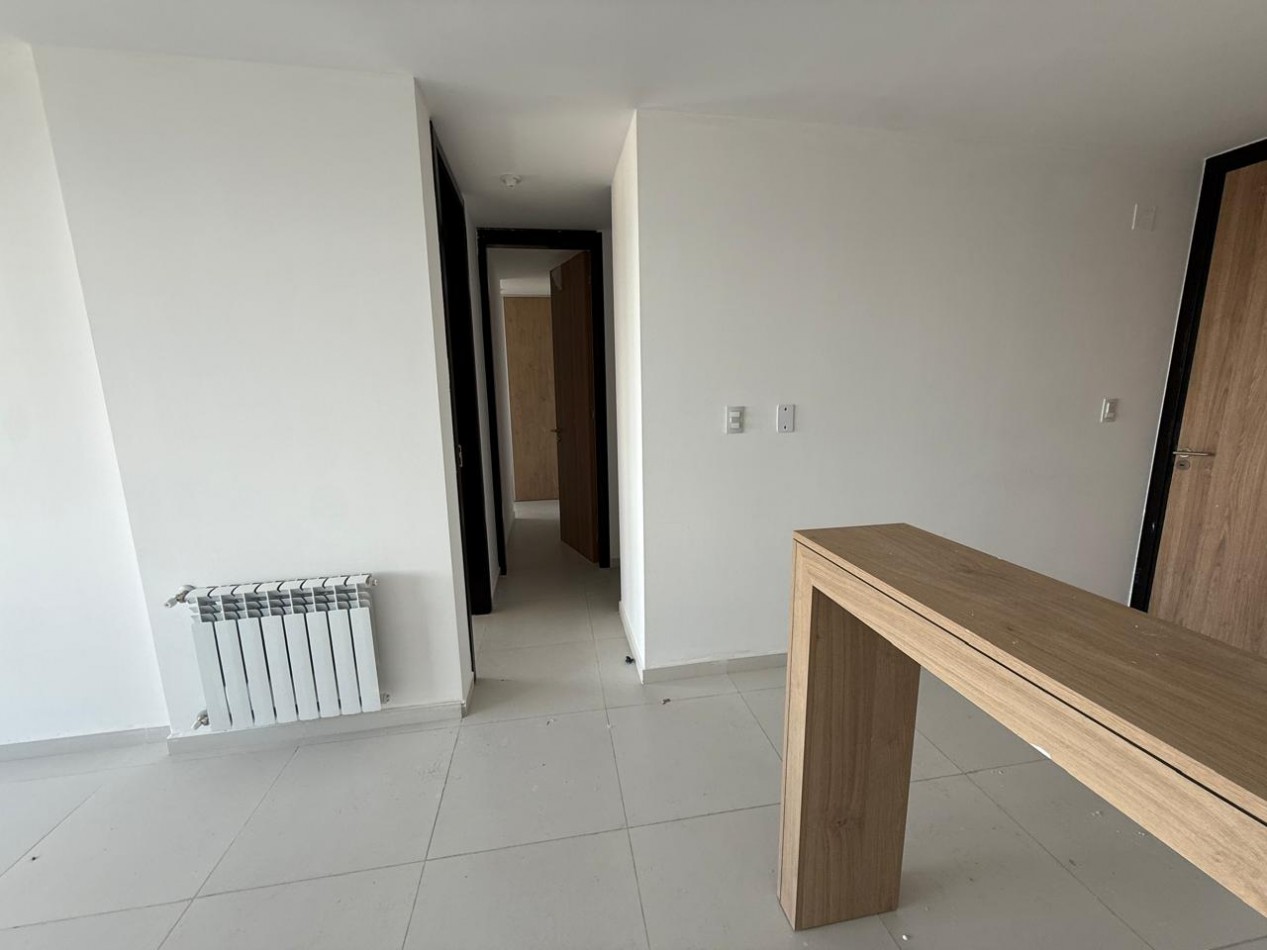 Departamento de 2 dormitorios, con vista al lago