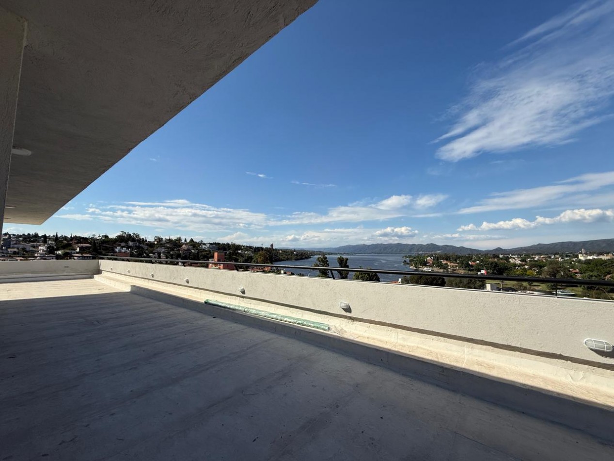 Departamento de 2 dormitorios, con vista al lago