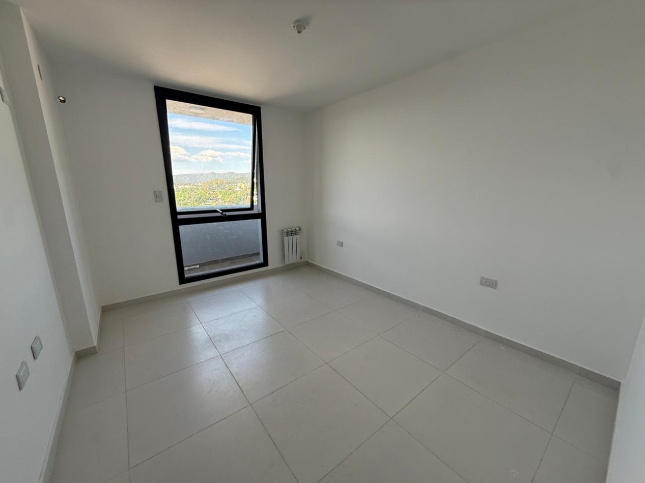 Departamento de 2 dormitorios, con vista al lago