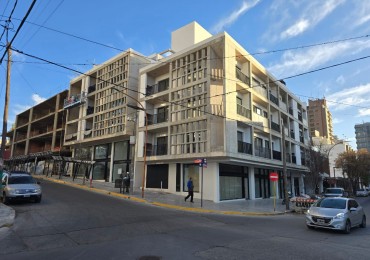 Local comercial, ubicacion centrica. A estrenar. Posesion inmediata. 