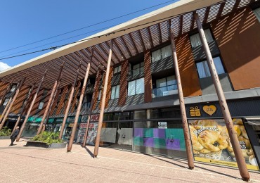 Local comercial, sobre Av. Libertad. Excelente ubicacion. 